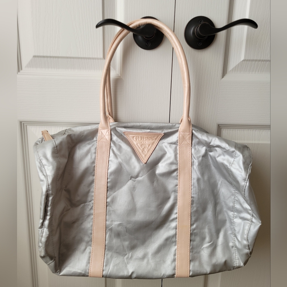 Vintage 90''s Guess silver metallic gym/overnight duffel bag